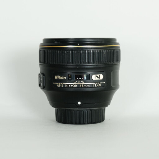Nikon AF-S NIKKOR 58mm f/1.4G Nikon AF-S NIKKOR 58mm f/1.4G