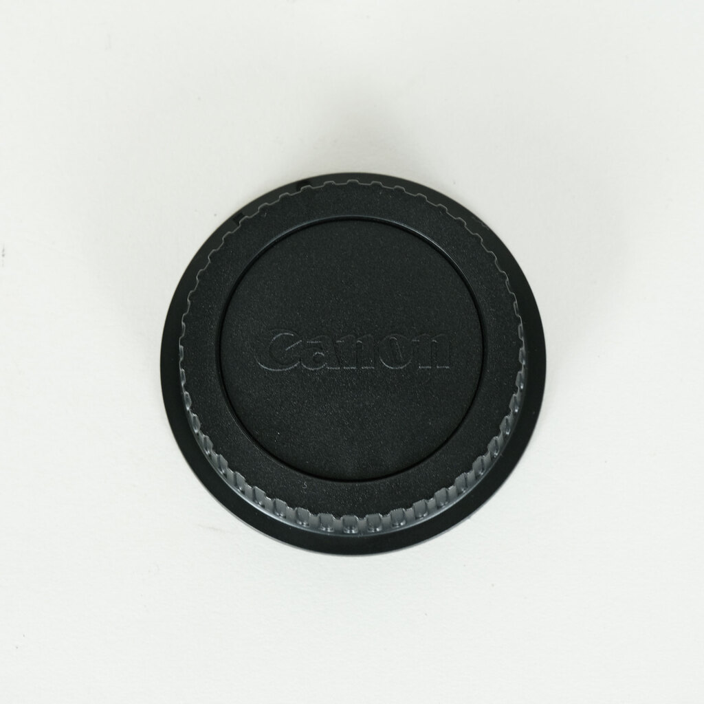 Canon EF-S18-55mm F4-5.6 IS STM