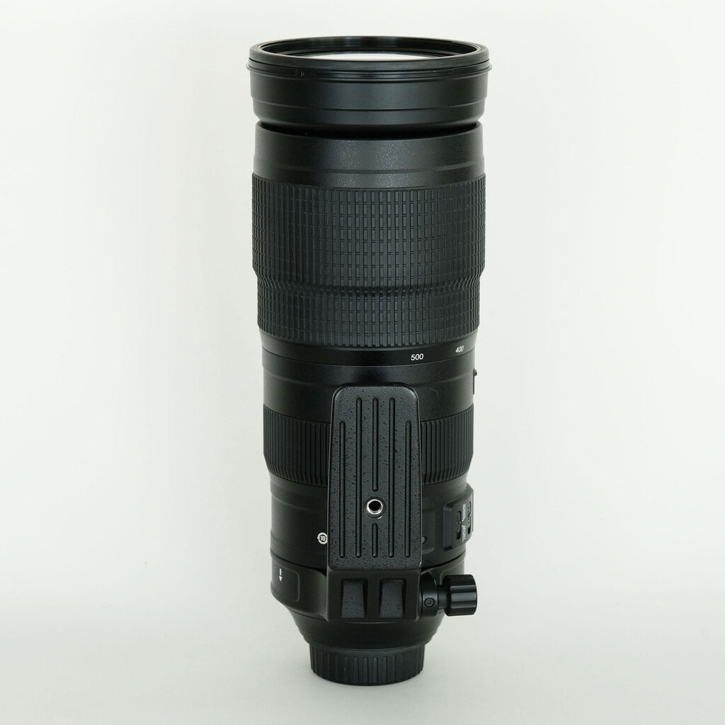 Nikon AF-S NIKKOR 200-500mm f/5.6E ED VR Nikon AF-S NIKKOR 200-500mm f/5.6E ED VR