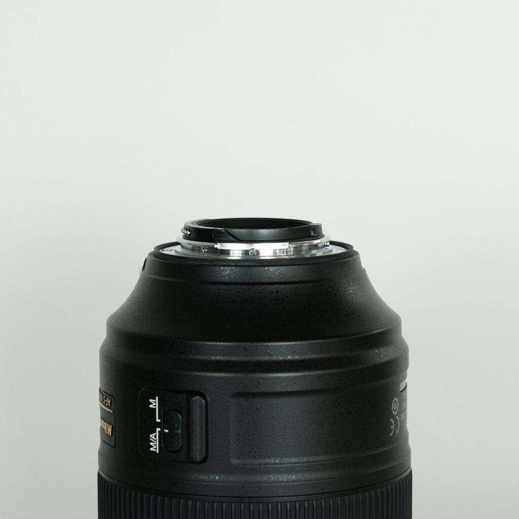 Nikon AF-S NIKKOR 105mm f/1.4E EDの出品 | ONE SCENE（ワンシーン）