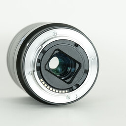 SONY Vario-Tessar T＊ E 16-70mm F4 ZA OSS SEL1670Z