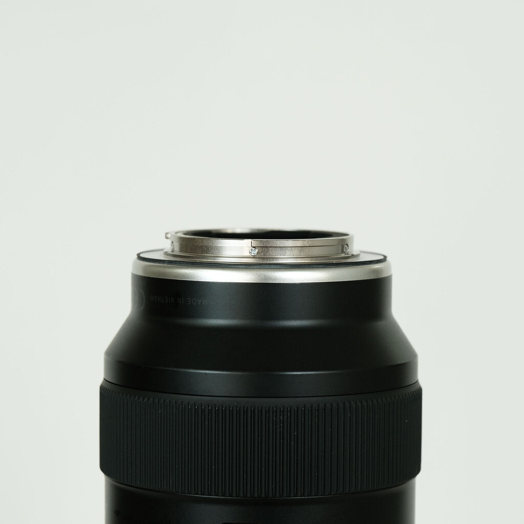 TAMRON 50-300mm F/4.5-6.3 Di III VC VXD (Model A069) [ソニーE用]