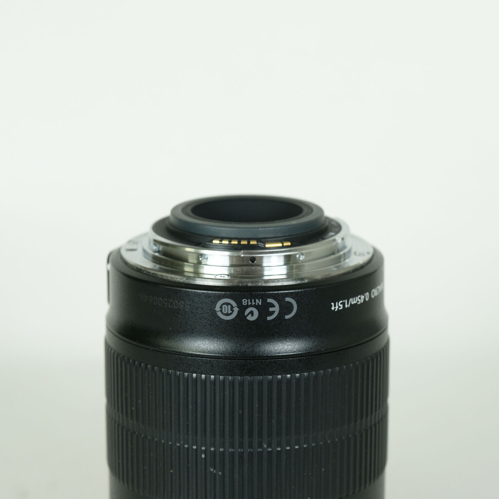 Canon EF-S18-135mm F3.5-5.6 IS