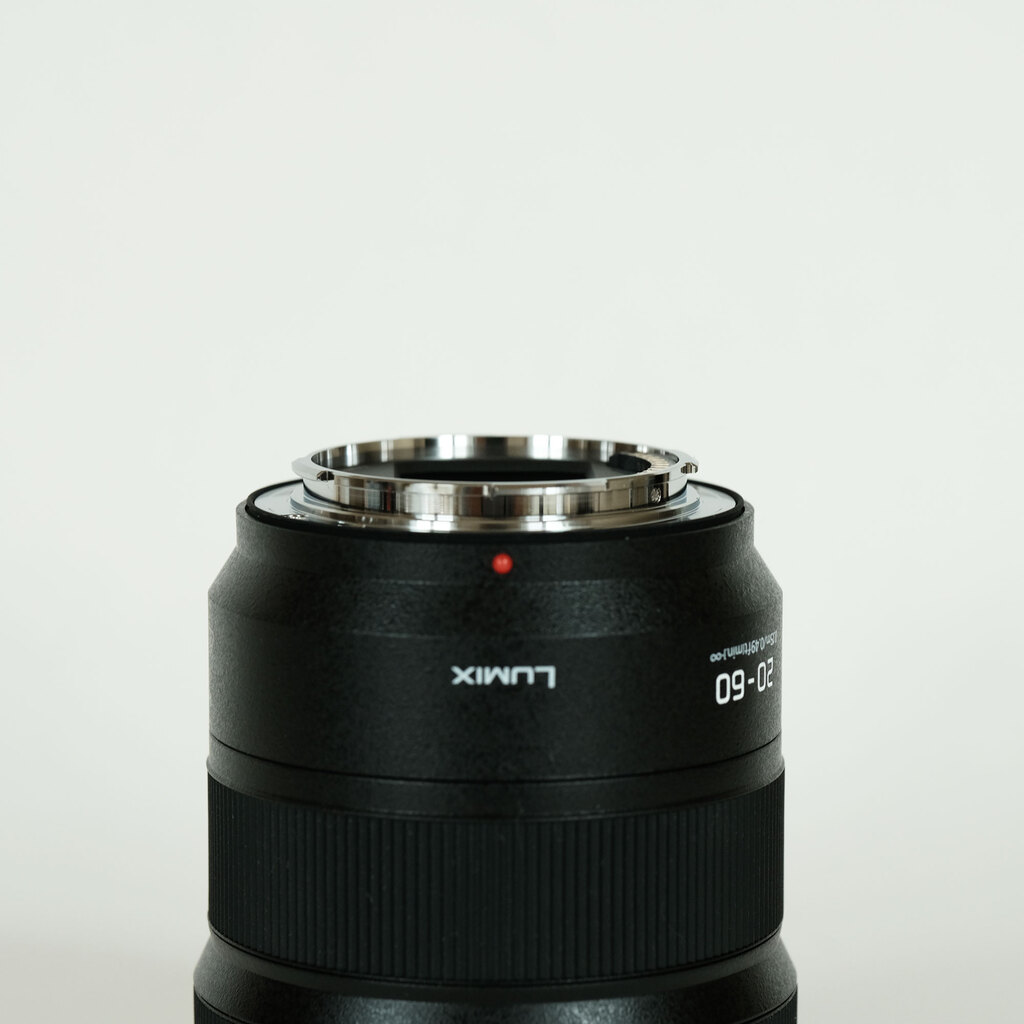 Panasonic LUMIX S 20-60mm F3.5-5.6 Panasonic LUMIX S 20-60mm F3.5-5.6