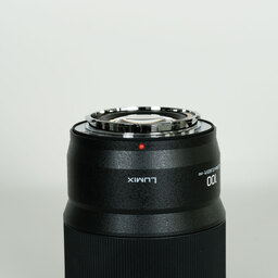 Panasonic LUMIX S 100mm F2.8 MACRO Panasonic LUMIX S 100mm F2.8 MACRO