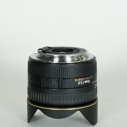 SIGMA 15mm F2.8EX DG DIAGONAL FISHEYE (キヤノンEF用) SIGMA 15mm F2.8EX DG DIAGONAL FISHEYE (キヤノンEF用)