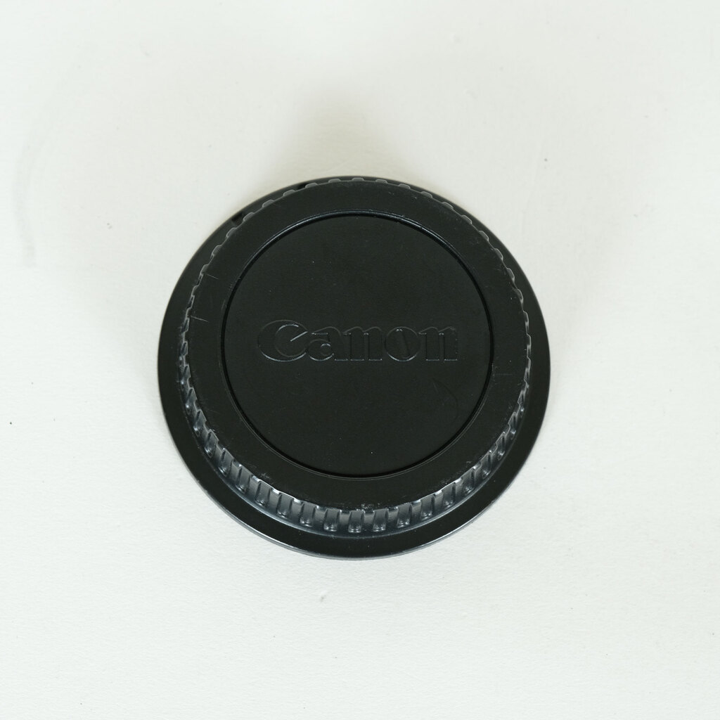 Canon EF70-300mm F4.5-5.6 DO IS USM