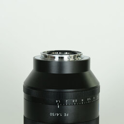 SONY Planar T* FE 50mm F1.4 ZA SEL50F14Z SONY Planar T* FE 50mm F1.4 ZA SEL50F14Z