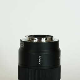 SONY E 18-135mm F3.5-5.6 OSS SEL18135 SONY E 18-135mm F3.5-5.6 OSS SEL18135
