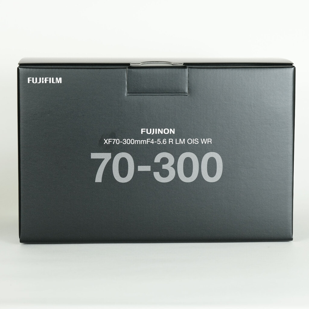 FUJIFILM XF70-300mmF4-5.6 R LM OIS WR FUJIFILM XF70-300mmF4-5.6 R LM OIS WR