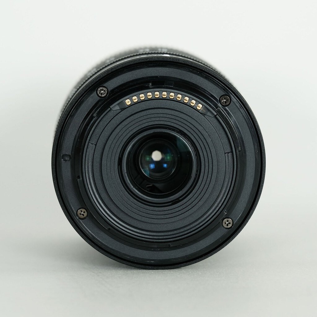 Nikon NIKKOR Z DX 18-140mm f/3.5-6.3 VR Nikon NIKKOR Z DX 18-140mm f/3.5-6.3 VR