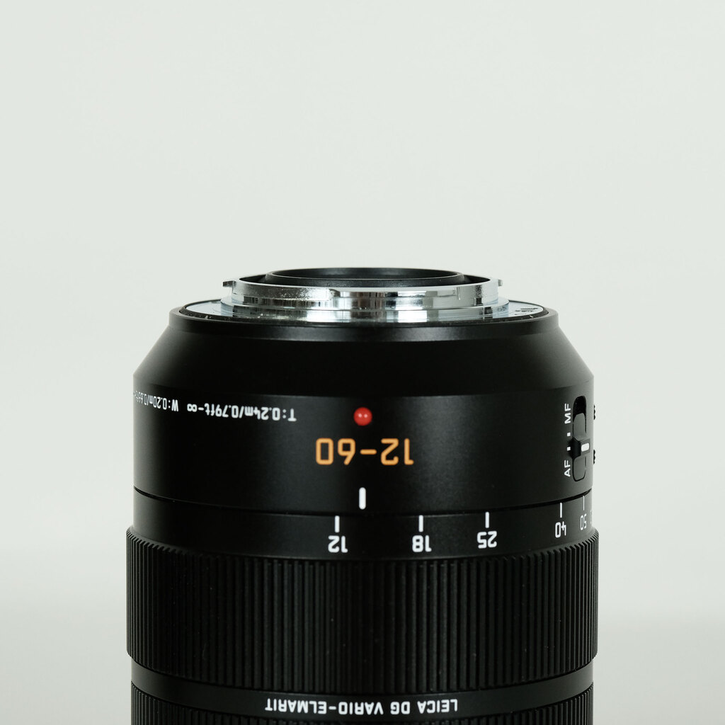 Panasonic LEICA DG VARIO-ELMARIT 12-60mm / F2.8-4.0 ASPH. / POWER O.I.S. Panasonic LEICA DG VARIO-ELMARIT 12-60mm / F2.8-4.0 ASPH. / POWER O.I.S.