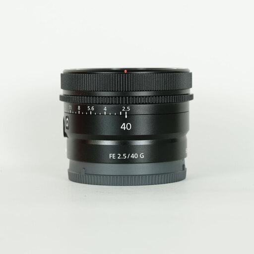 レンズ(単焦点) Sony 40mm F2.5 G FE 40mm F2.5 G | デジタル一眼カメラα（アルファ） | ソニー