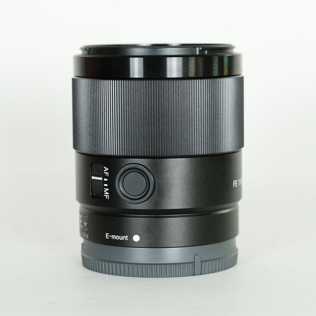 SONY FE 35mm F1.8 SEL35F18F