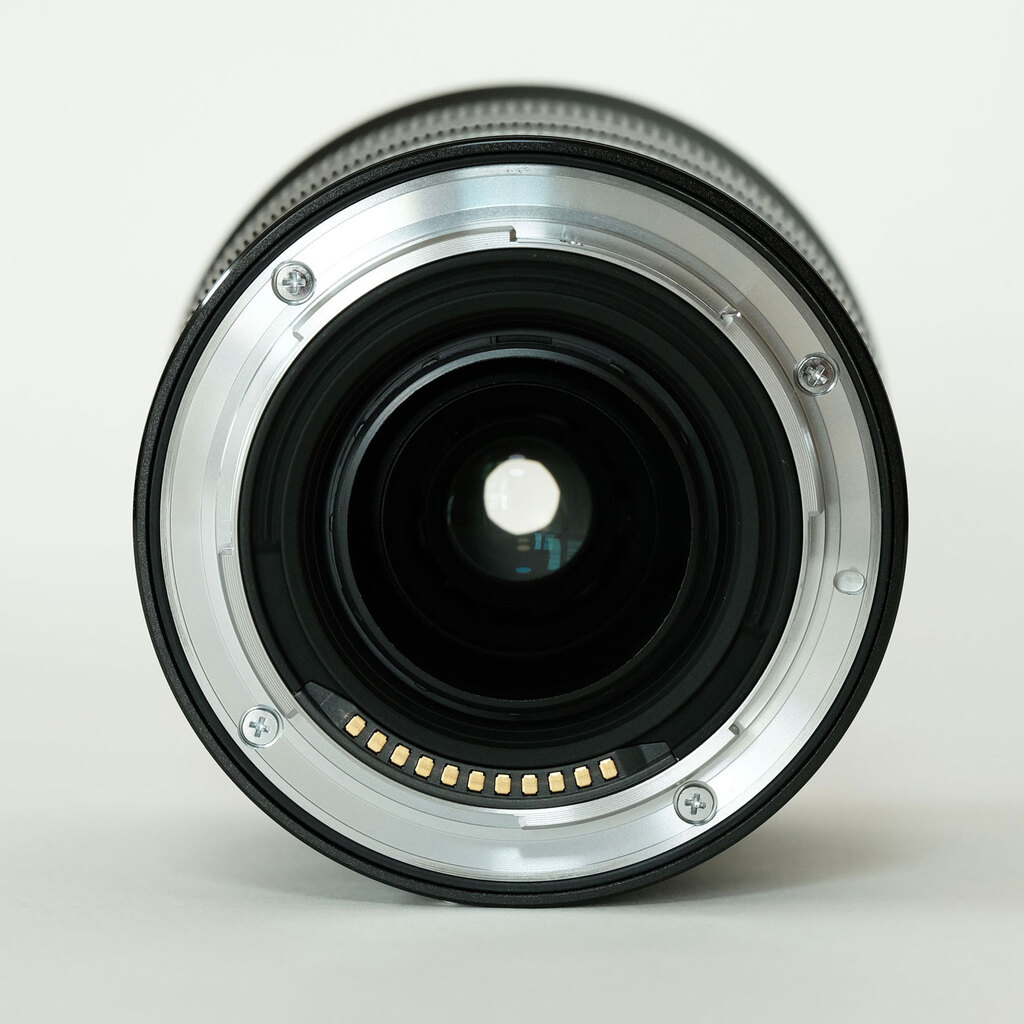 Nikon NIKKOR Z 24-70mm f/4 S Nikon NIKKOR Z 24-70mm f/4 S