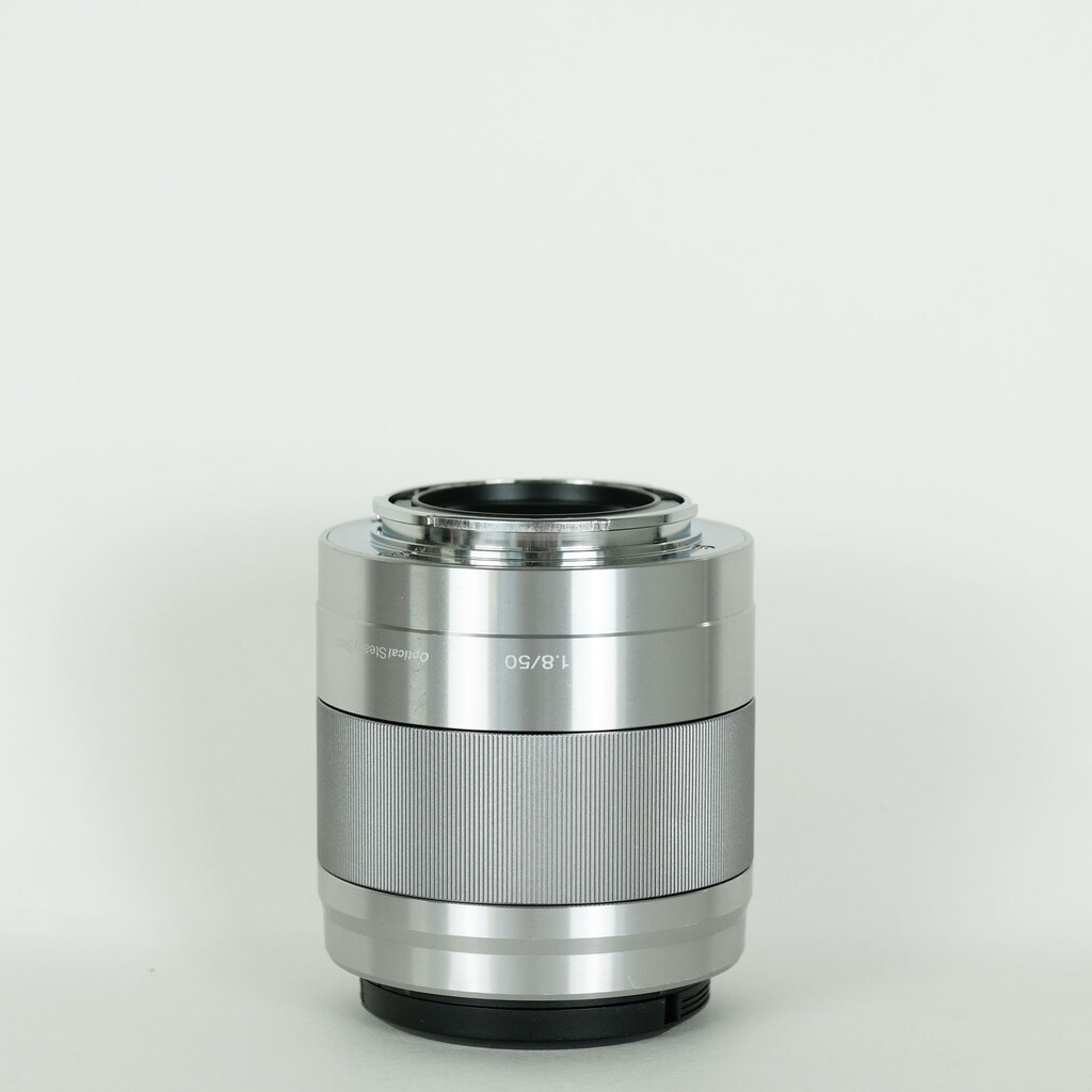 【最終値下げ/美品】SONY E 50mm F1.8 OSS レンズ SONY E 50mm F1.8 OSS SEL50F18の出品 | ONE SCENE（ワンシーン）