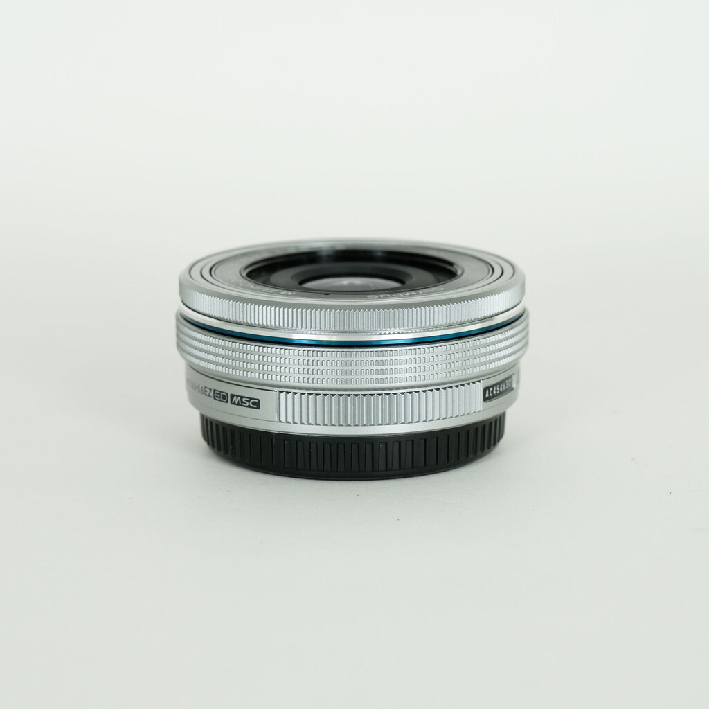 Olympus M.Zuiko Digital 14-42mm f/3.5-5.6 II R Lens V314050SU000