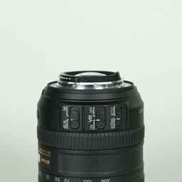 Nikon AF-S DX VR Zoom-Nikkor 18-200mm F3.5-5.6G IF-ED Nikon AF-S DX VR Zoom-Nikkor 18-200mm F3.5-5.6G IF-ED