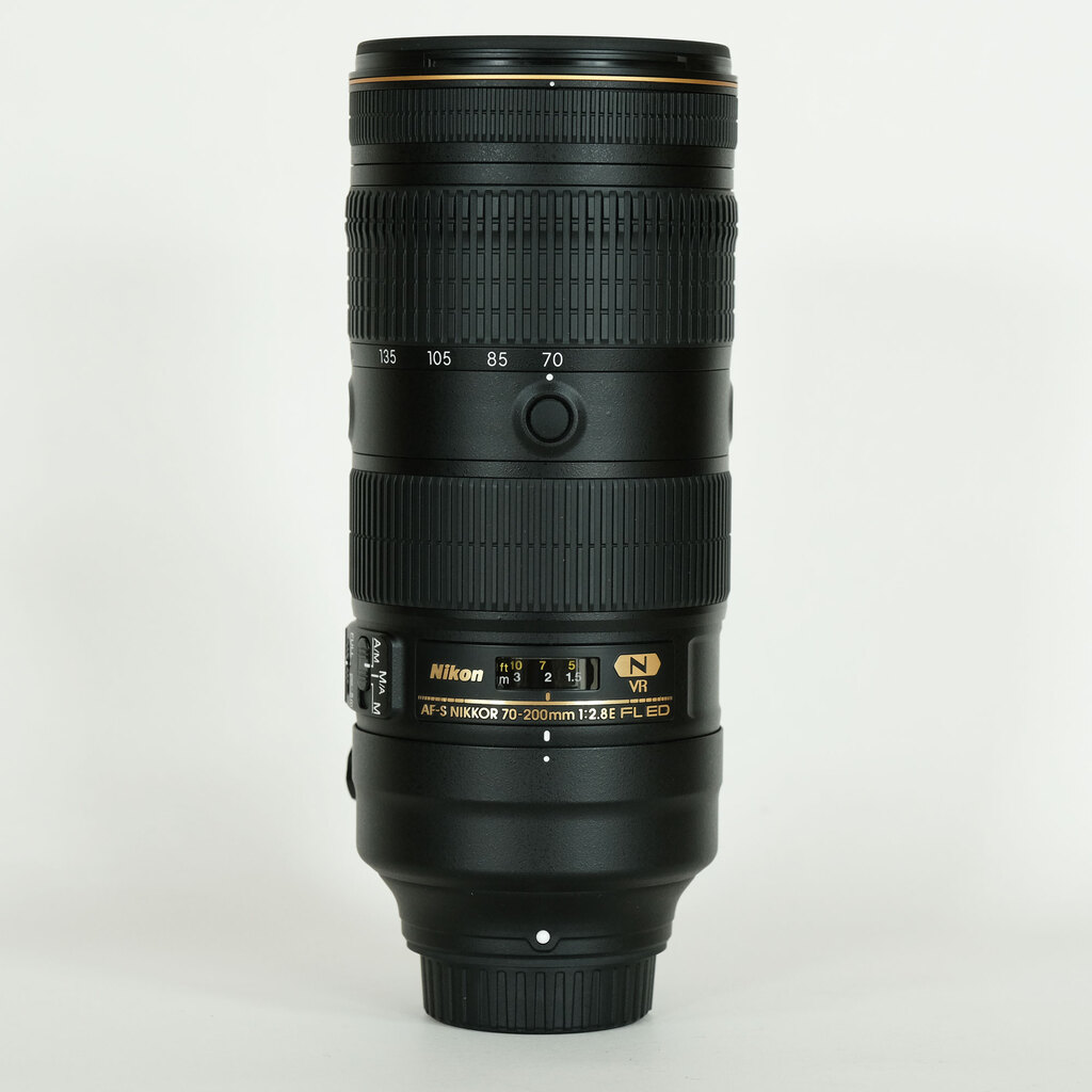 Nikon AF-S NIKKOR 70-200mm f/2.8E FL ED VR Nikon AF-S NIKKOR 70-200mm f/2.8E FL ED VR