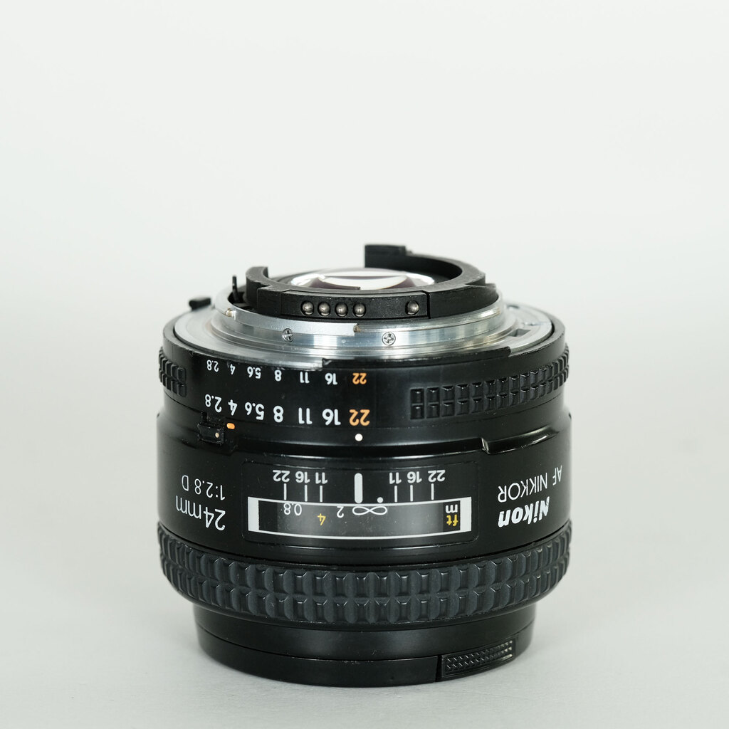 Nikon - 【中古】 ニコン AF Nikkor 24mm F2.8D Nikon ニッコール 中古交換レンズ 48771 中古】 ニコン AF Nikkor 24mm F2.8D Nikon ニッコール 中古交換