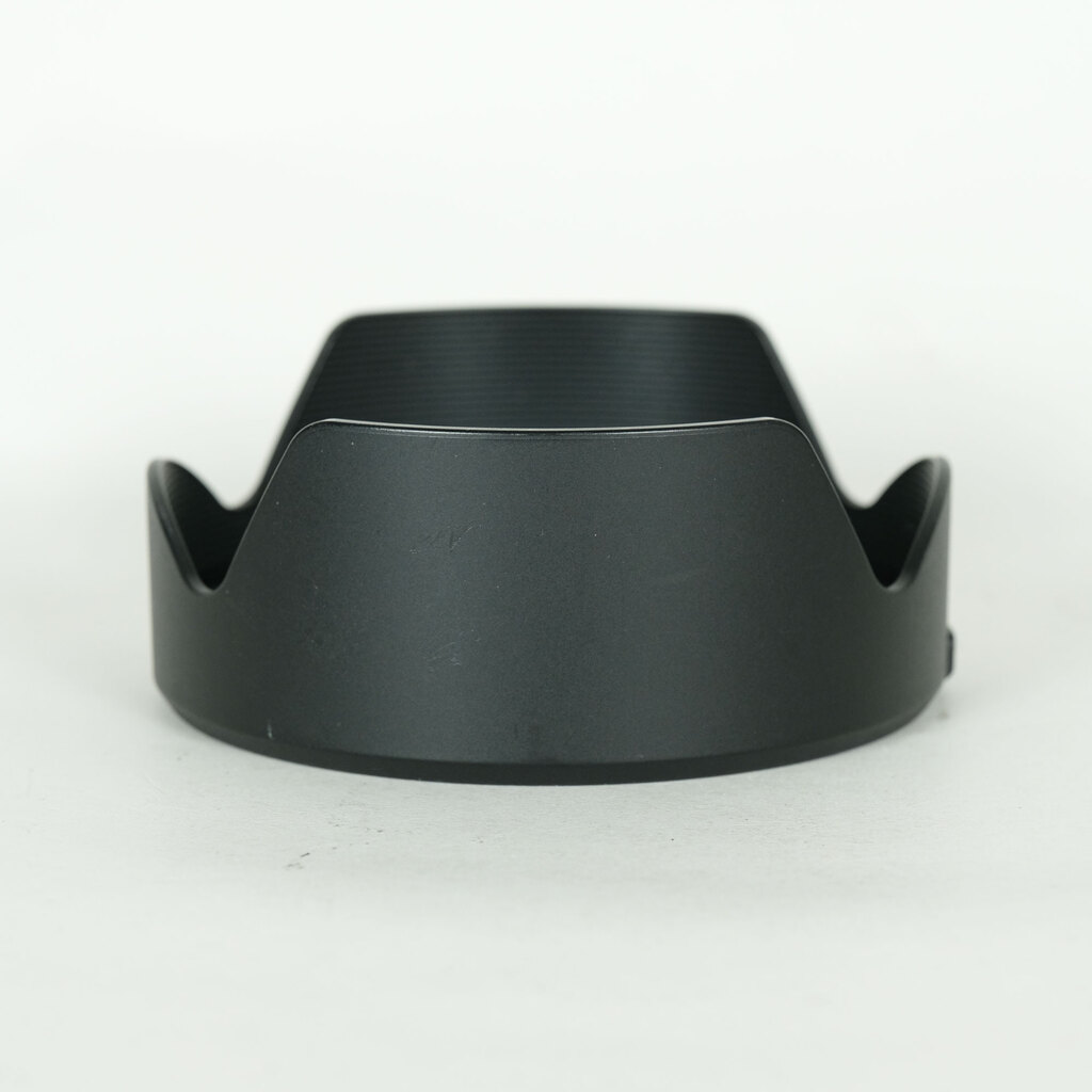 Canon RF24-105mm F4 L IS USM Canon RF24-105mm F4 L IS USM