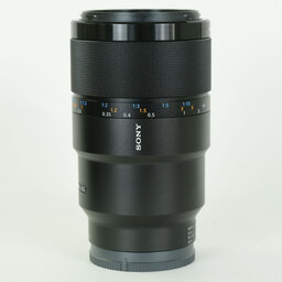 SONY FE 90mm F2.8 Macro G OSS SEL90M28G