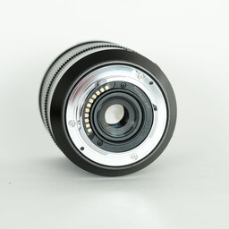 Panasonic LEICA DG VARIO-ELMARIT 12-60mm / F2.8-4.0 ASPH. / POWER O.I.S. Panasonic LEICA DG VARIO-ELMARIT 12-60mm / F2.8-4.0 ASPH. / POWER O.I.S.
