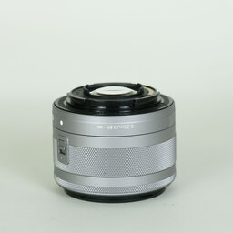 Canon EF-M15-45mm F3.5-6.3 IS STM