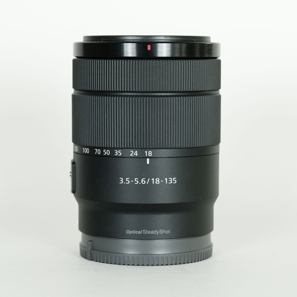 SONY E 18-135mm  SEL18135  美品 Amazon.com : Sony SEL18135, E 18-135mm F3.5-5.6 OSS E-Mount
