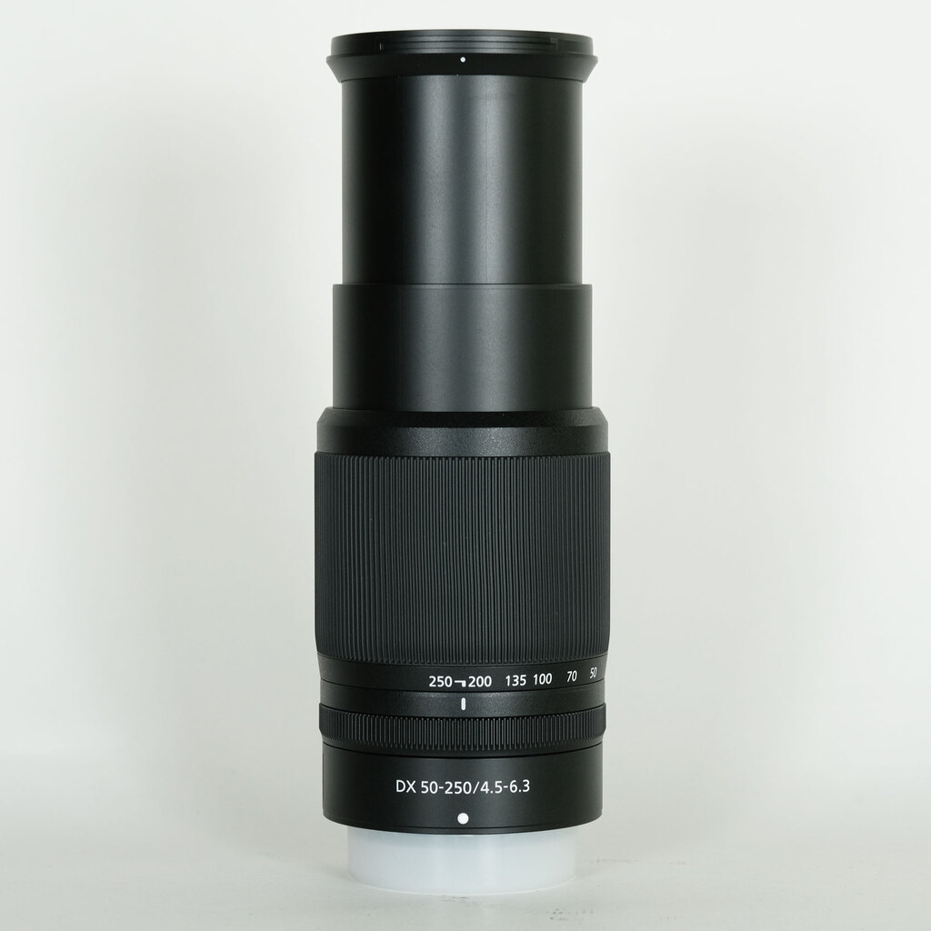 Nikon NIKKOR Z DX 50-250mm f/4.5-6.3 VR Nikon NIKKOR Z DX 50-250mm f/4.5-6.3 VR