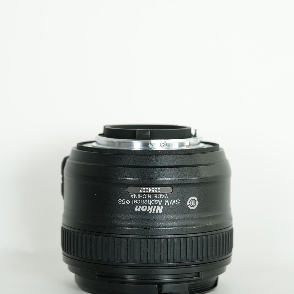 Nikon AF-S NIKKOR 50mm f/1.8G Nikon AF-S NIKKOR 50mm f/1.8G