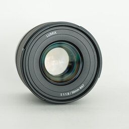 Panasonic LUMIX S 50mm F1.8 Panasonic LUMIX S 50mm F1.8