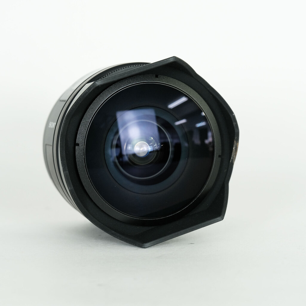 SONY 16mm F2.8 Fisheye SAL16F28