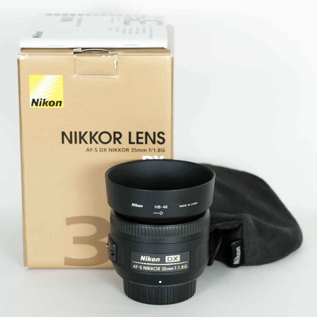 Nikon AF-S DX NIKKOR 35mm f/1.8G Nikon AF-S DX NIKKOR 35mm f/1.8G
