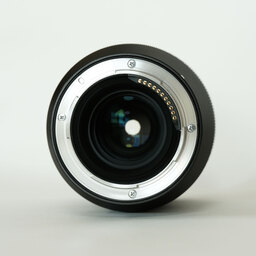 Nikon NIKKOR Z MC 105mm f/2.8 VR S Nikon NIKKOR Z MC 105mm f/2.8 VR S