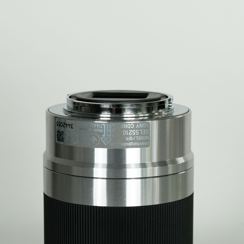 【J0302】SONY　55-210mm　SEL55210　望遠レンズ　美品 中古(B)] ソニー E 55-210mm F4.5-6.3 OSS SEL55210 望遠ズーム