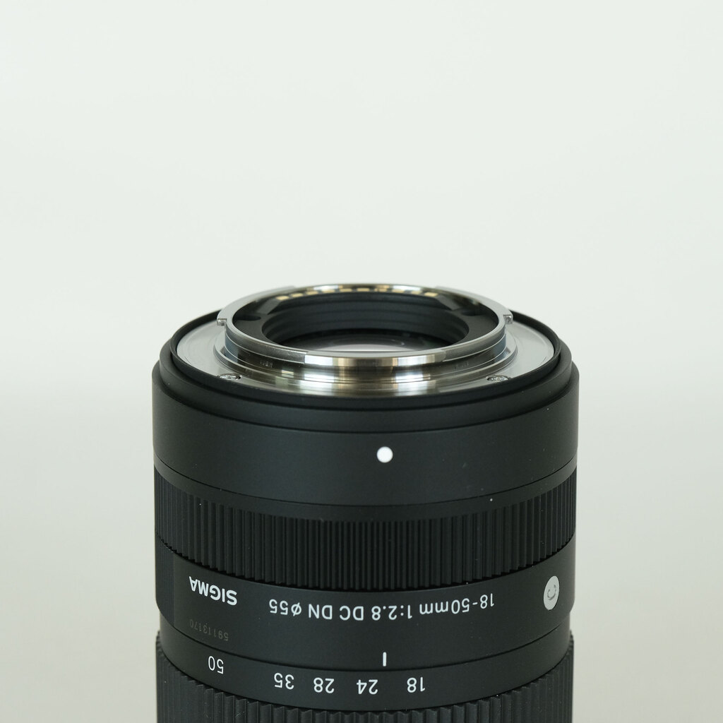 SIGMA 18-50mm F2.8 DC DN｜Contemporary [フジフイルムX用]