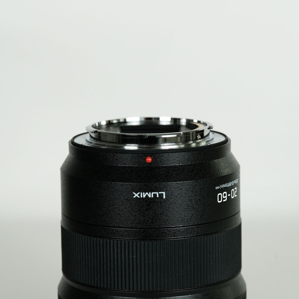 Panasonic LUMIX S 20-60mm F3.5-5.6 Panasonic LUMIX S 20-60mm F3.5-5.6