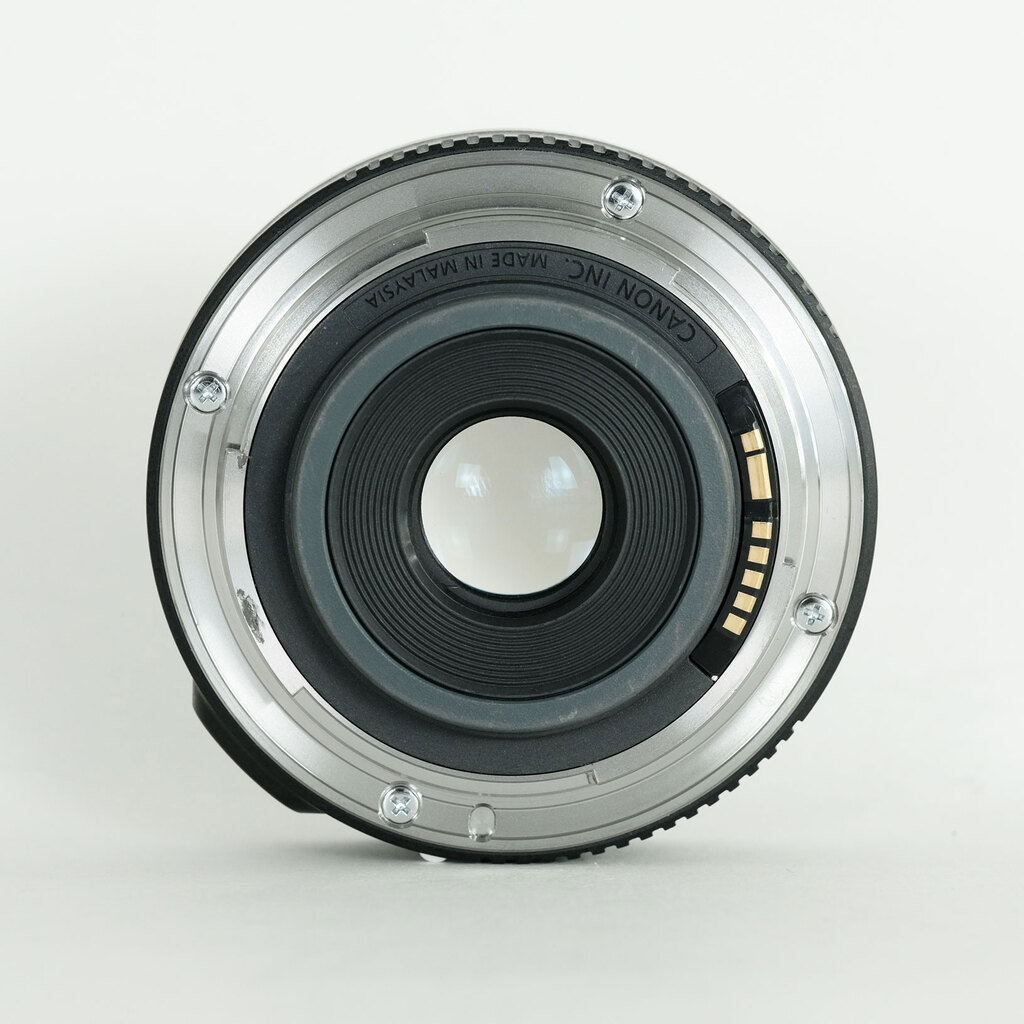 Canon EF-S24mm F2.8 STM Canon EF-S24mm F2.8 STM