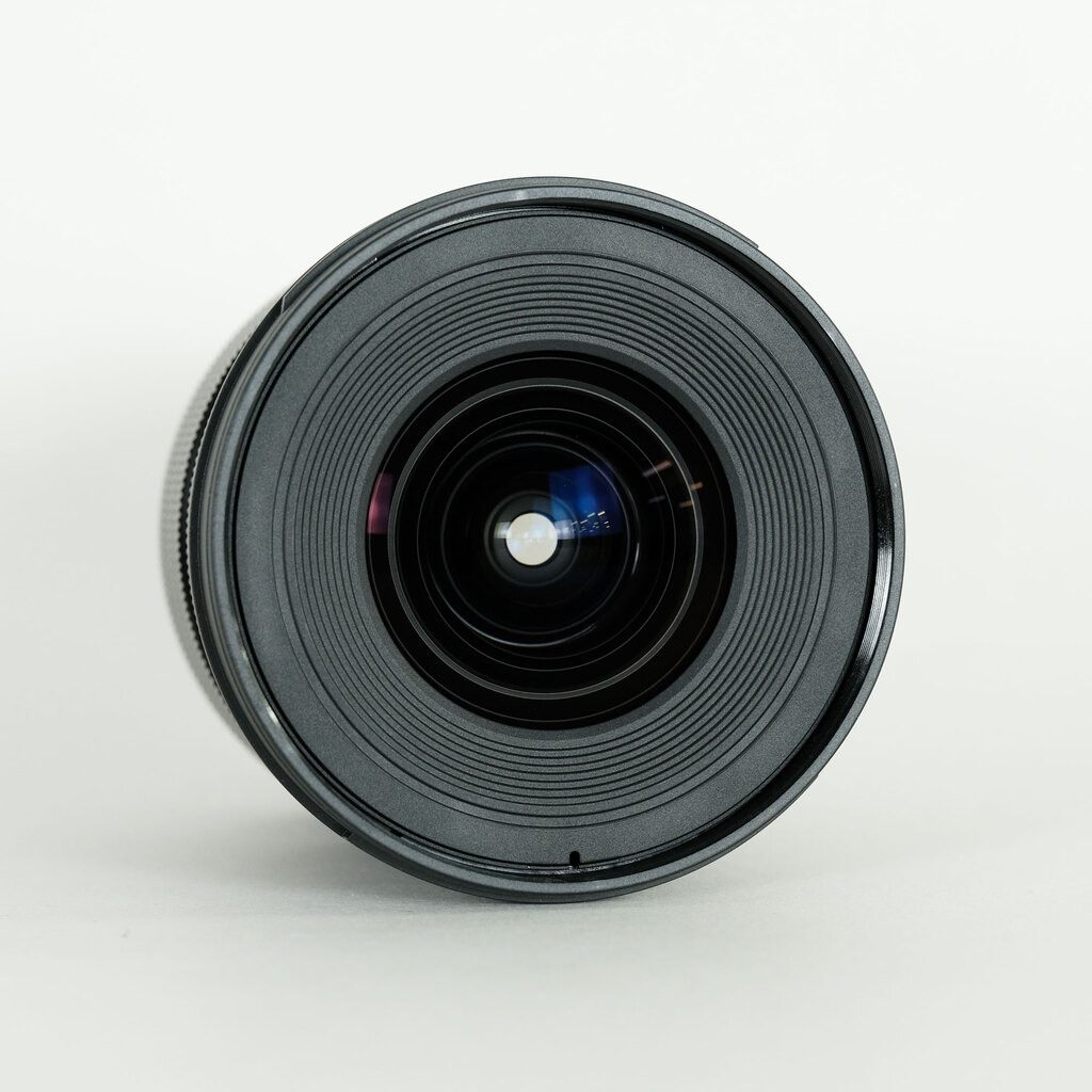 OLYMPUS M.ZUIKO DIGITAL ED 8‑25mm F4.0 PRO OLYMPUS M.ZUIKO DIGITAL ED 8‑25mm F4.0 PRO