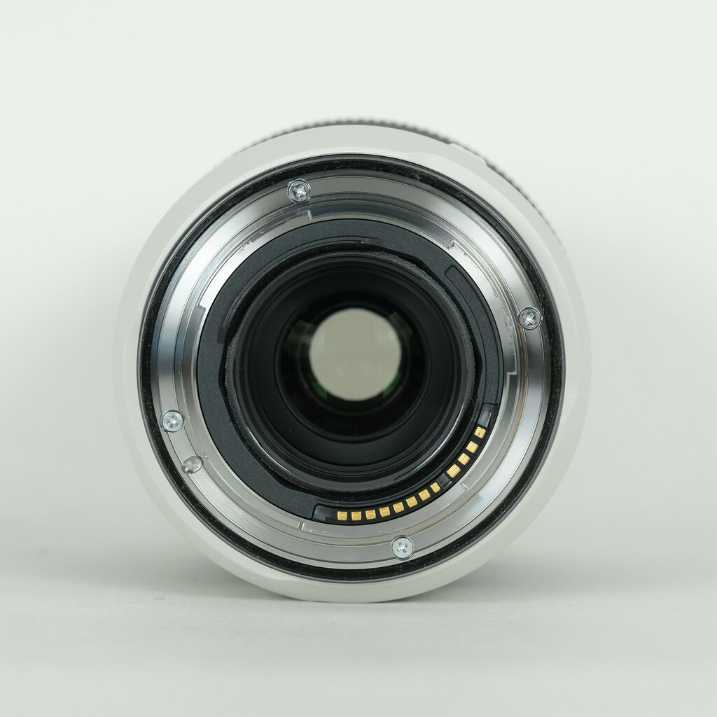 Canon RF70-200mm F4 L IS USM Canon RF70-200mm F4 L IS USM