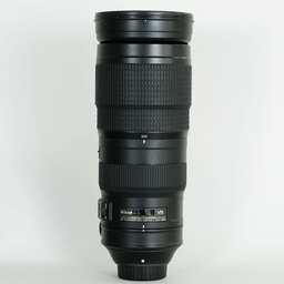 Nikon AF-S NIKKOR 200-500mm f/5.6E ED VR Nikon AF-S NIKKOR 200-500mm f/5.6E ED VR