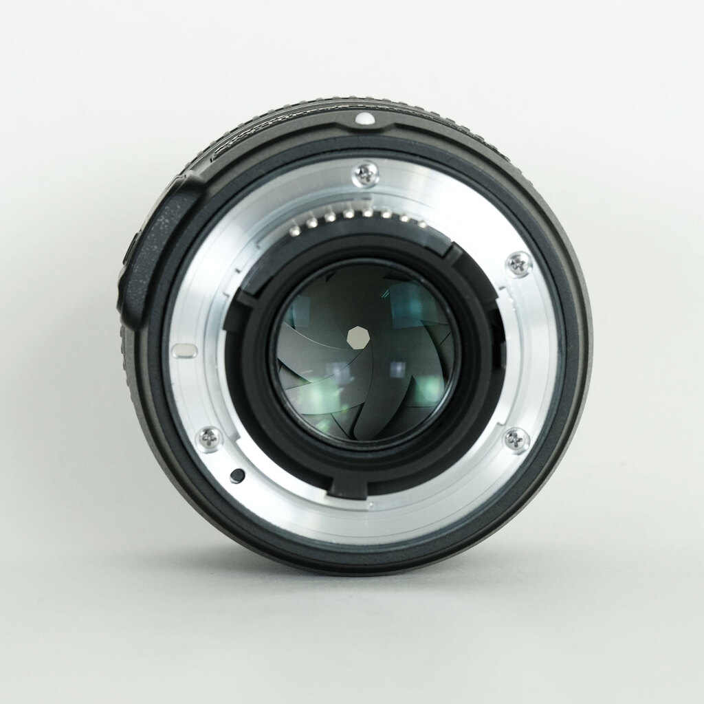 Nikon AF-S NIKKOR 50mm f/1.8G Nikon AF-S NIKKOR 50mm f/1.8G
