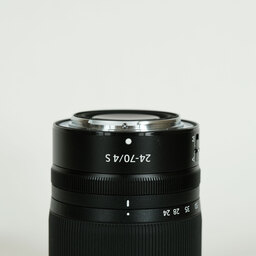 Nikon NIKKOR Z 24-70mm f/4 S Nikon NIKKOR Z 24-70mm f/4 S