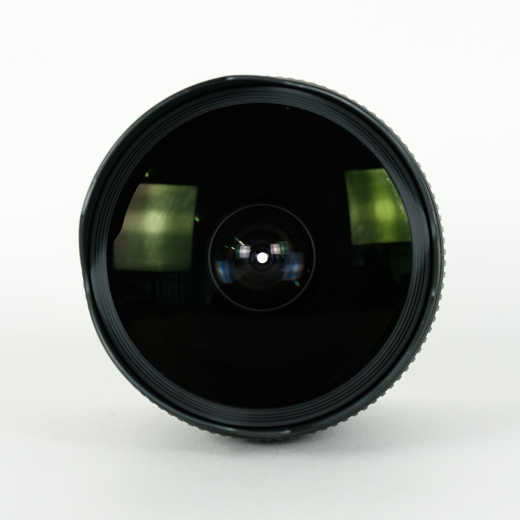 OLYMPUS ZUIKO DIGITAL ED 8mm F3.5 Fisheyeの出品 | ONE SCENE