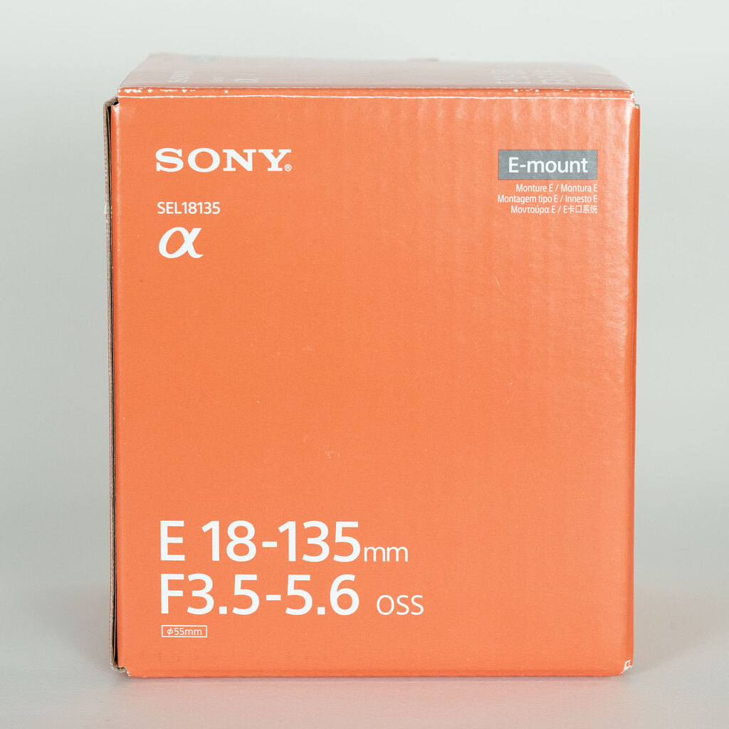 SONY E 18-135mm F3.5-5.6 OSS SEL18135