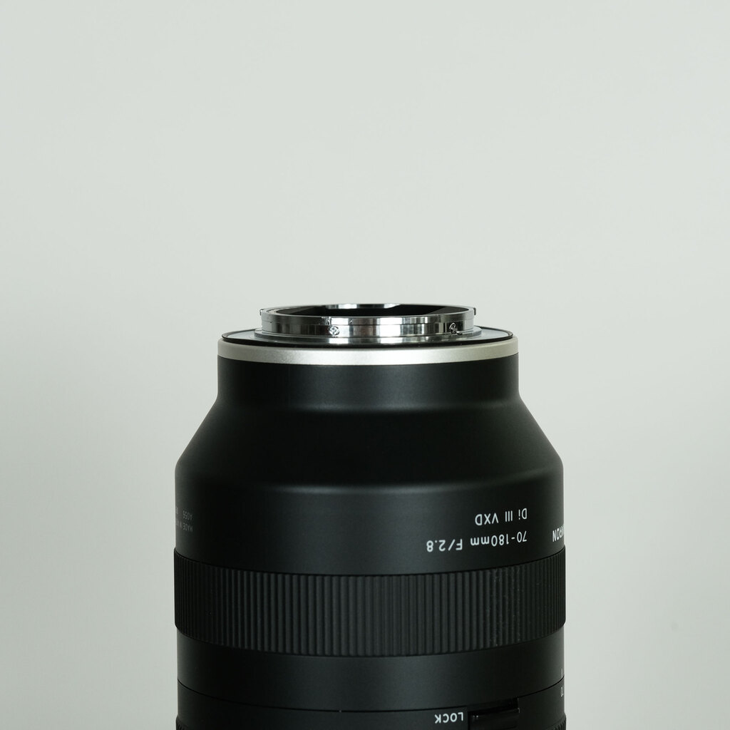 TAMRON 70-180mm F/2.8 Di III VXD (Model A056) [ ソニーE用 ]