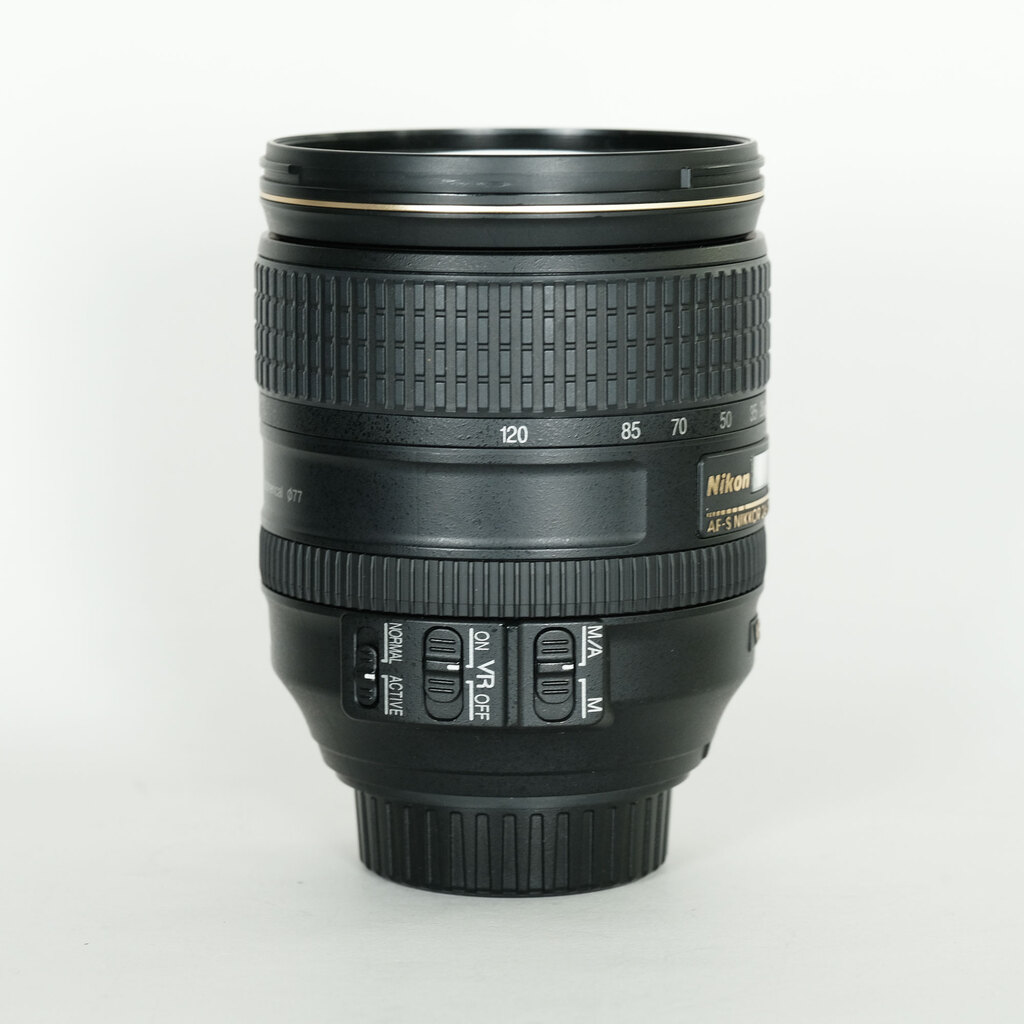 Nikon AF-S NIKKOR 24-120mm f/4G ED VR Nikon AF-S NIKKOR 24-120mm f/4G ED VR