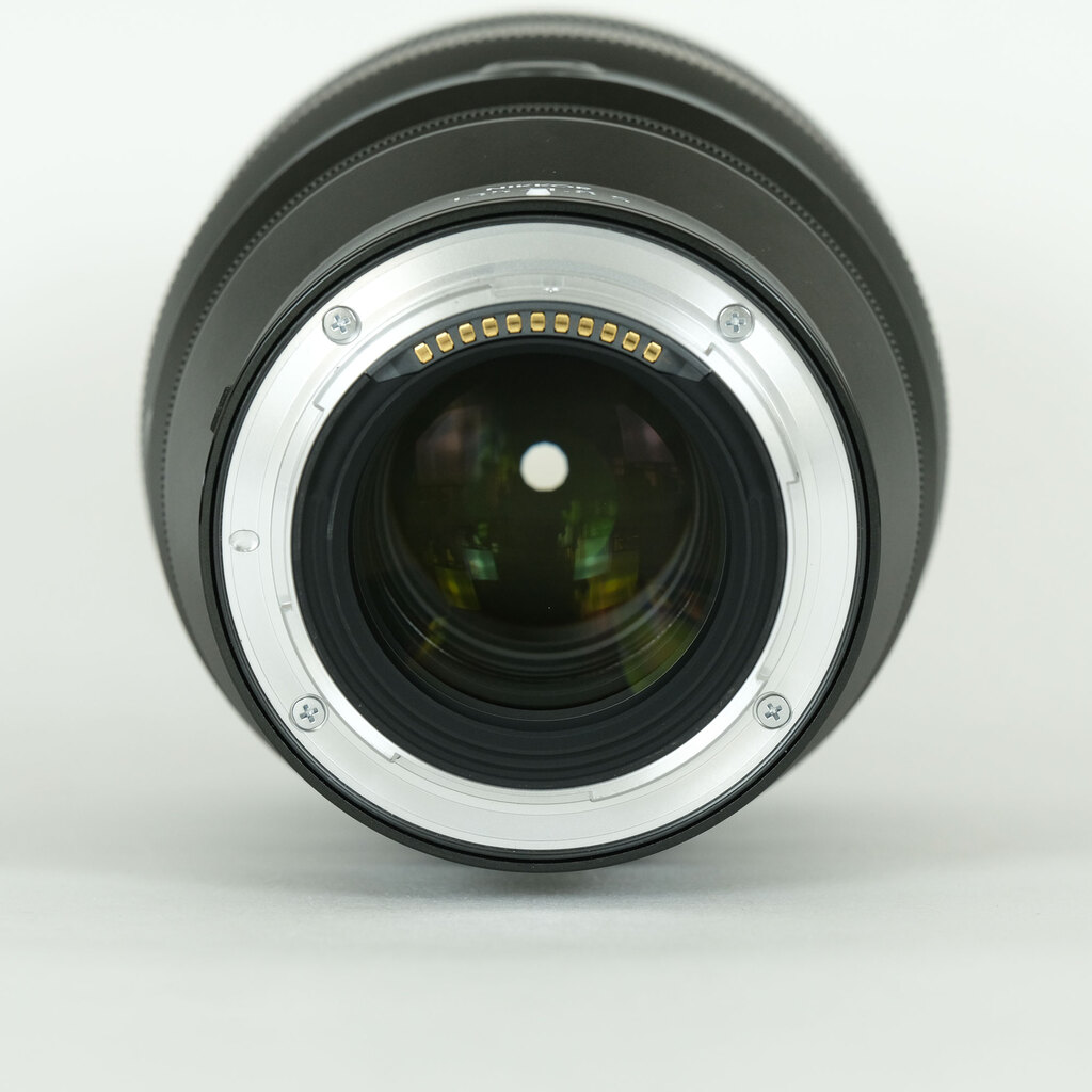 Nikon NIKKOR Z 135mm f/1.8 S Plena
