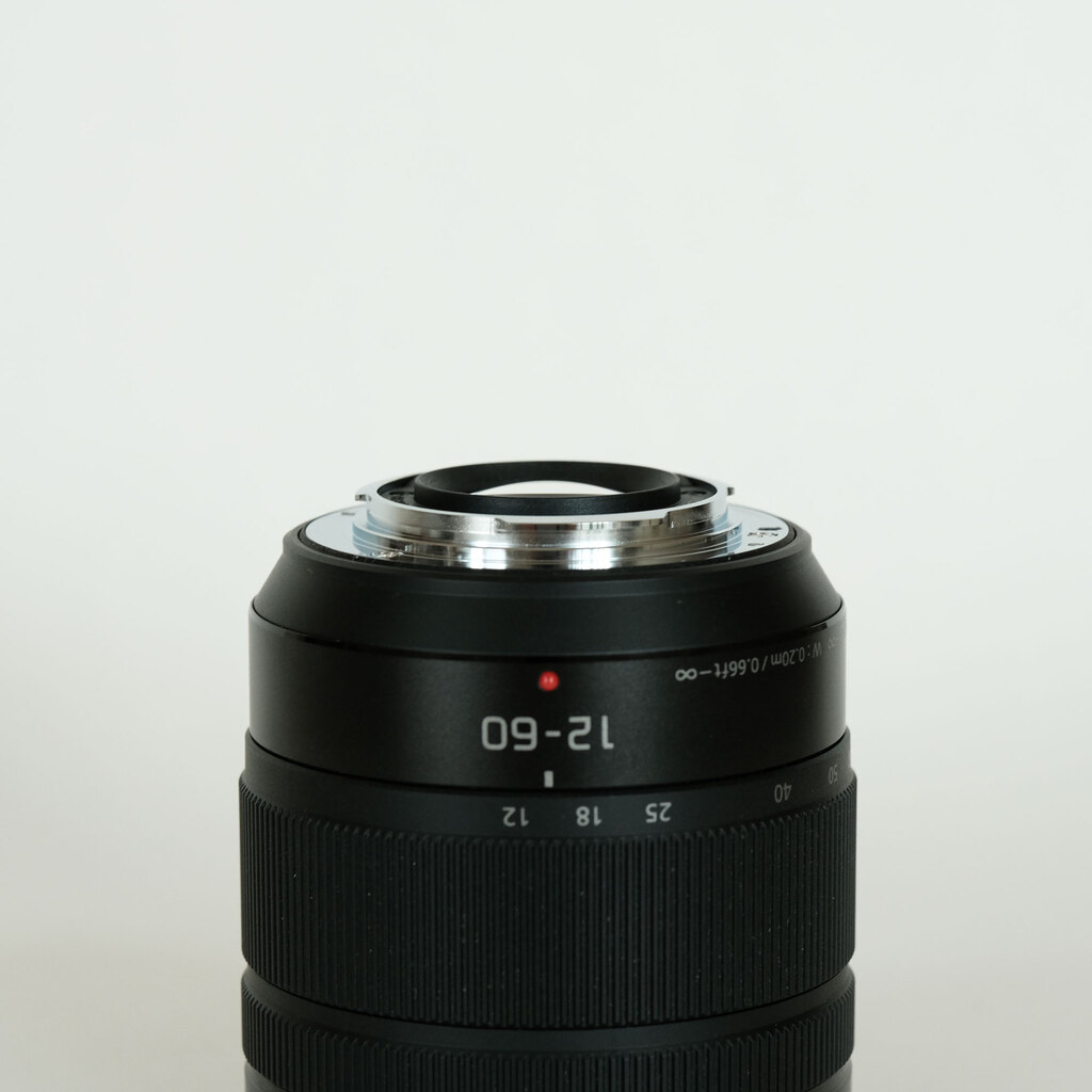 Panasonic LUMIX G VARIO 12-60mm / F3.5-5.6 ASPH. / POWER O.I.S. Panasonic LUMIX G VARIO 12-60mm / F3.5-5.6 ASPH. / POWER O.I.S.